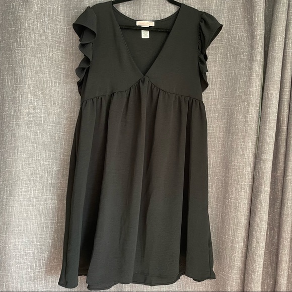 New Boutique Black Ruffle Sleeve Dress - Picture 7 of 9
